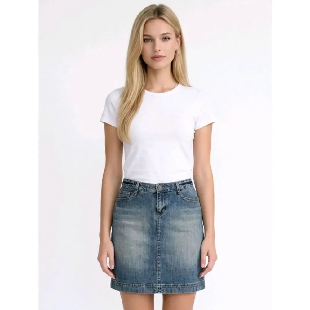 Izod Jeans Dirty Wash Faded Blue Jean Denim Mini Skirt Size 4
